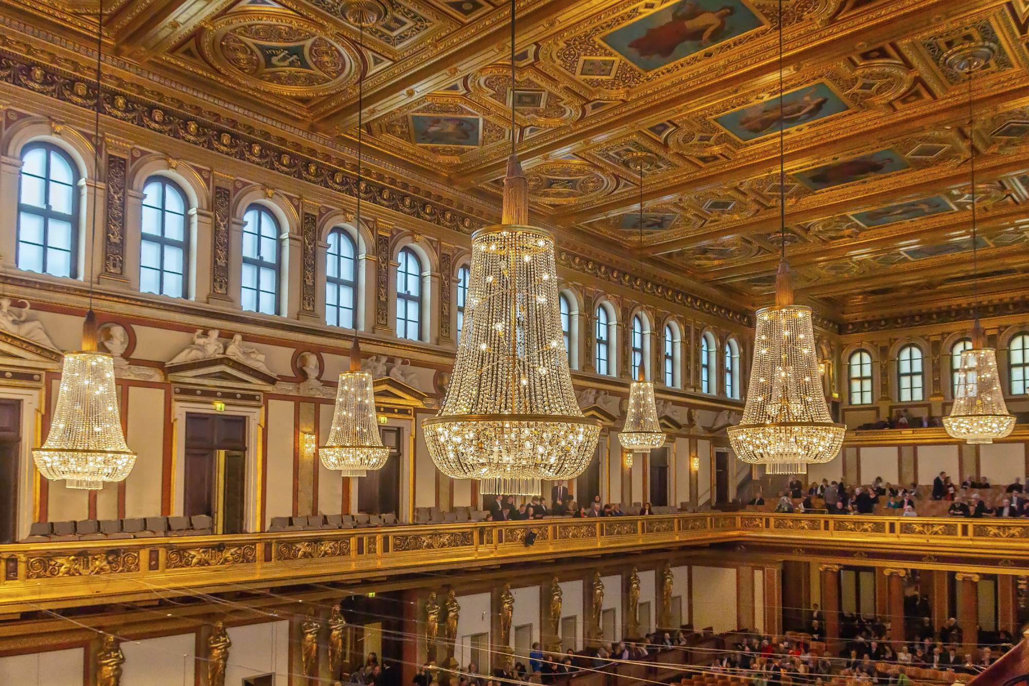 Great Golden Hall in Musikverein, Vienna, Austria_©borisb17 Adobe Stock In the Golden Hall, one does not simply hear the orchestra. One sits inside the music.